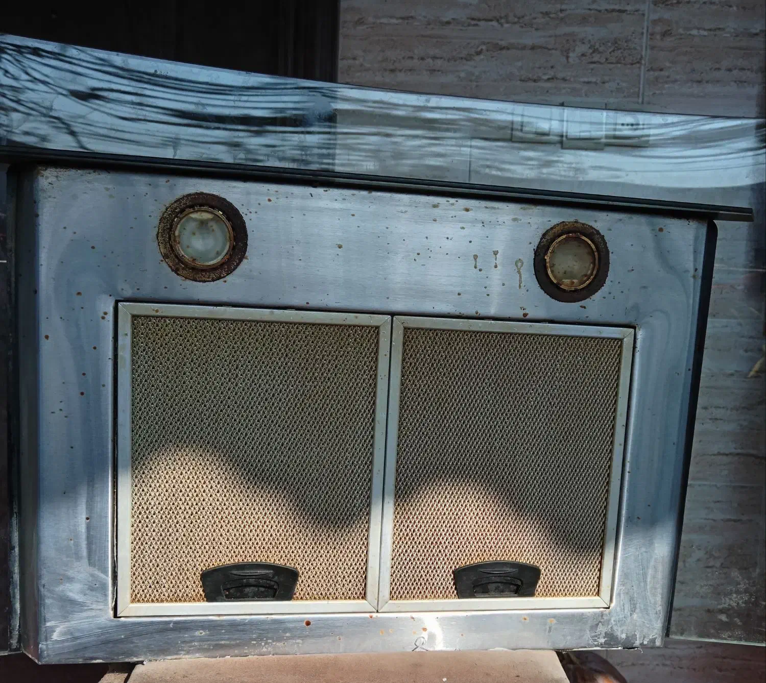 کارکرد|هود|شلمان, |دیوار