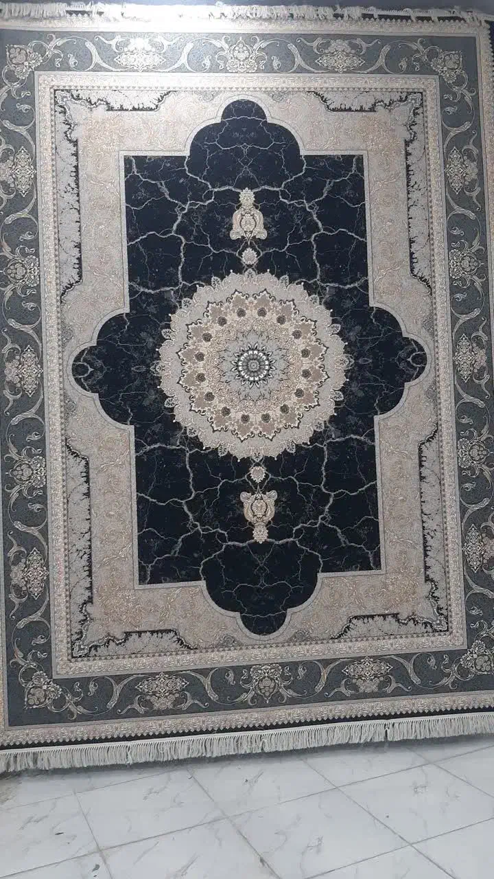 فروش فرش های تخفیفی فوق العاده 700شانه|فرش|رفسنجان, |دیوار