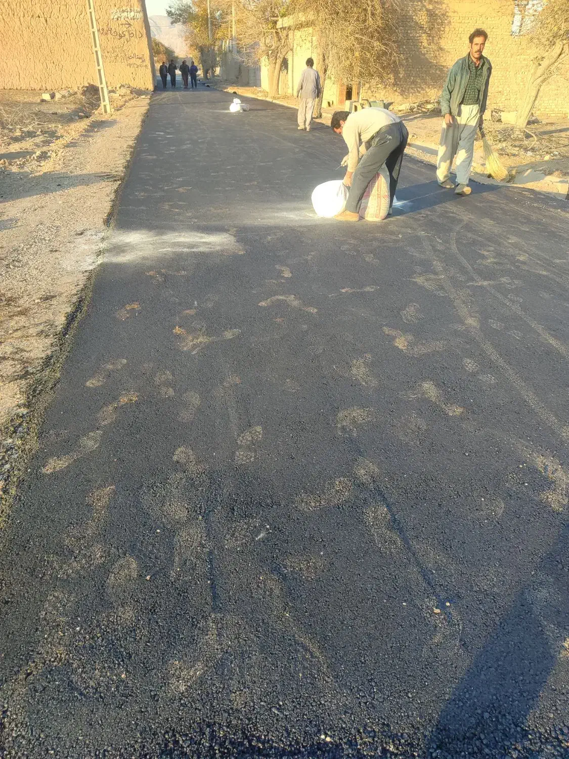 ایزوگام ایزوگام|خدمات پیشه و مهارت|گلپایگان, |دیوار