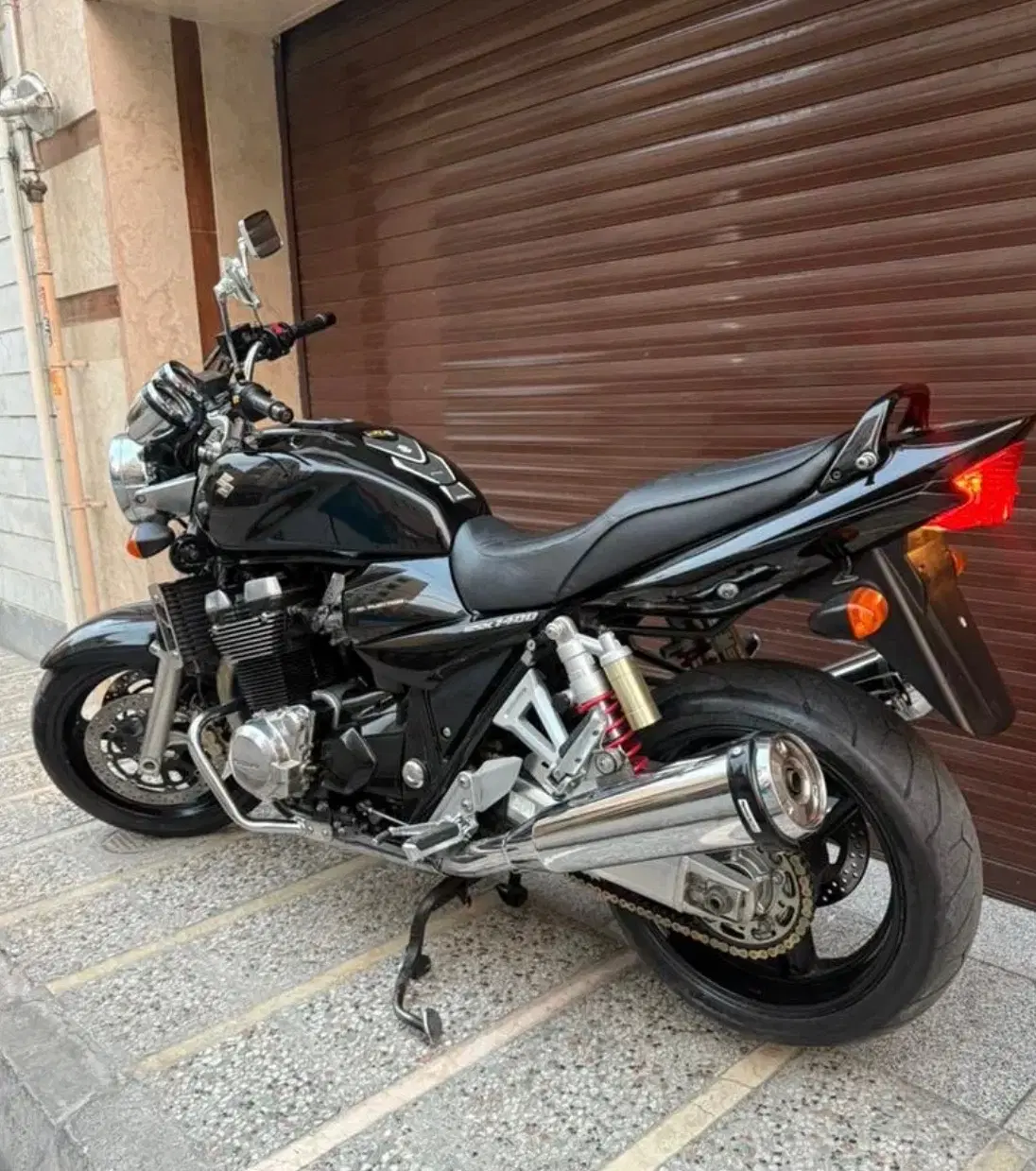 سوزکی ۱۴۰۰ gsx|موتورسیکلت|کرمانشاه, |دیوار