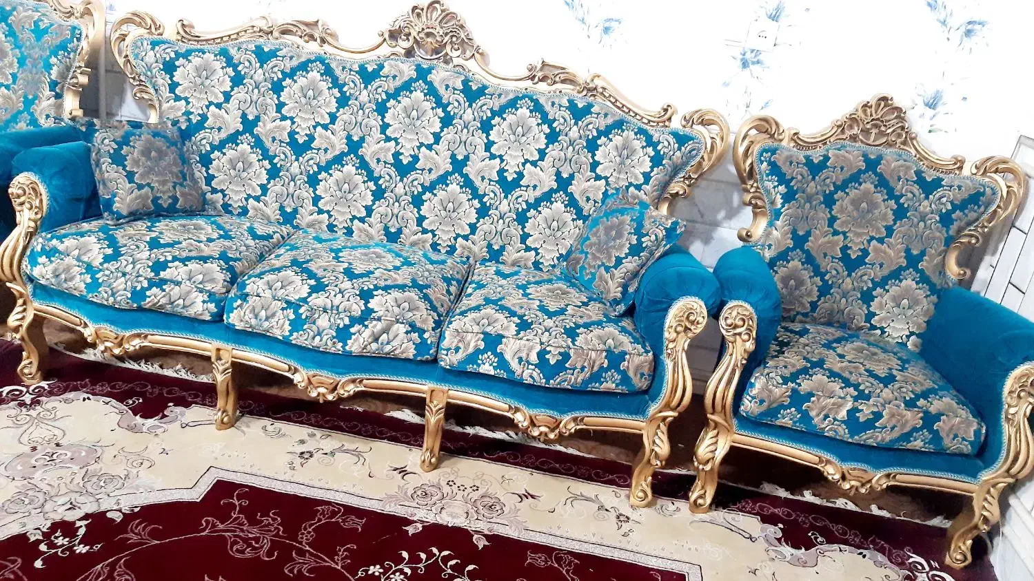 مبل سلطنتی|مبلمان خانگی و میز عسلی|قم, زاویه|دیوار