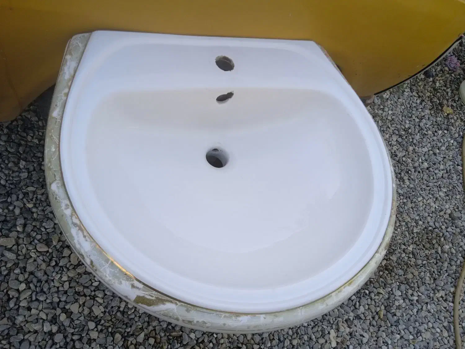 تعدادی روشویی حراج قیمت مناسب|لوازم سرویس بهداشتی|یاسوج, |دیوار