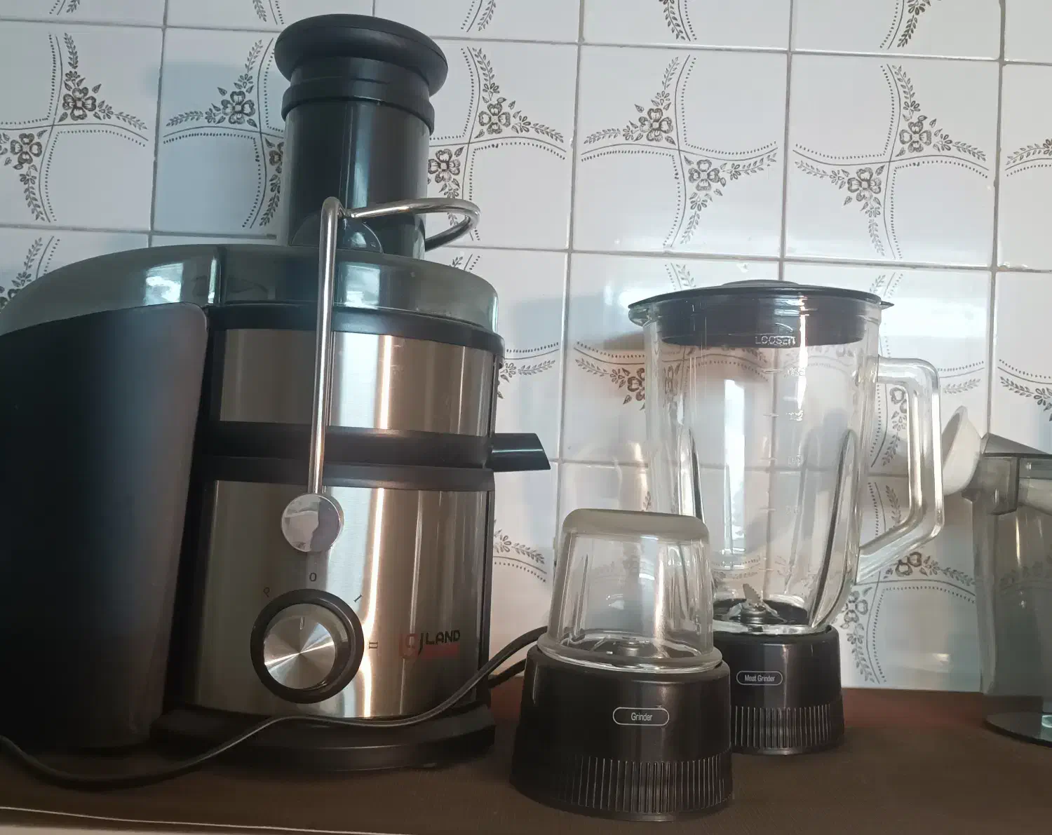 آبمیوه گیری چندکاره با قیمت ویژه|آبمیوهگیر و آبمرکباتگیر|بیرجند, |دیوار