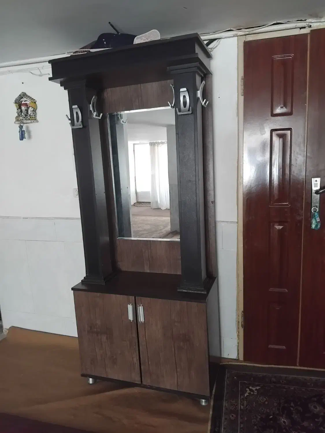 وسایل خونه|بوفه، ویترین، کنسول|نیشابور, مدرس|دیوار