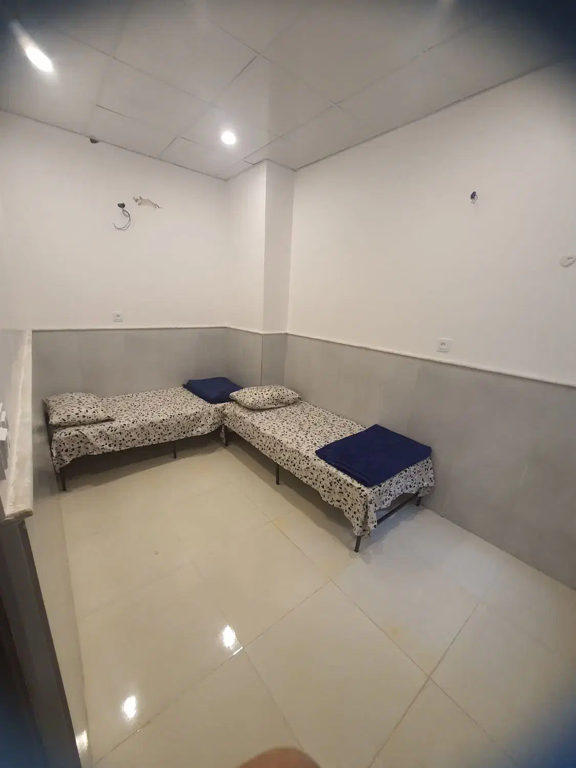 واحد اقامتی مناسب برای اسکان مسافر|فروش خانه و ویلا|قم, تکیه آقا سید حسنی|دیوار