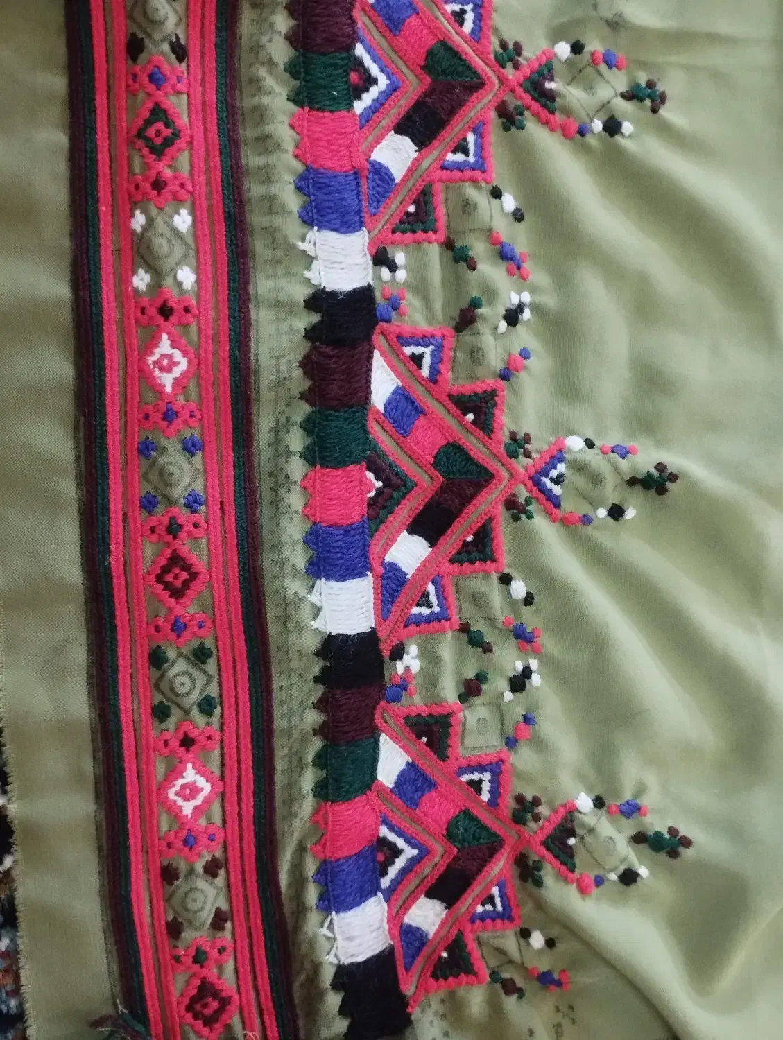 سبزو پذیرفته می شود|لباس|چابهار, |دیوار