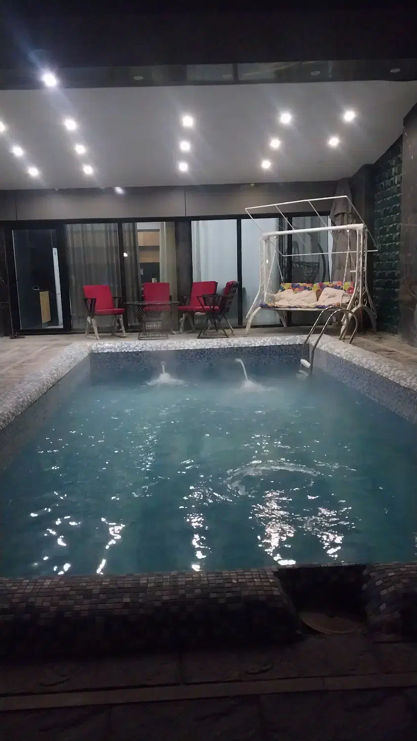 اجاره ویلا روزانه تعداد بالا|اجارهٔ کوتاهمدت ویلا و باغ|کرج, عظیمیه|دیوار