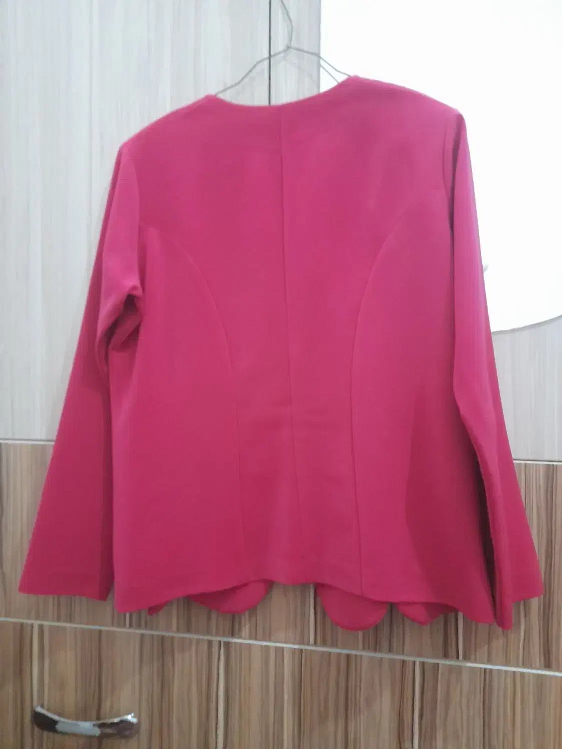 کت مجلسی|لباس|مرند, |دیوار