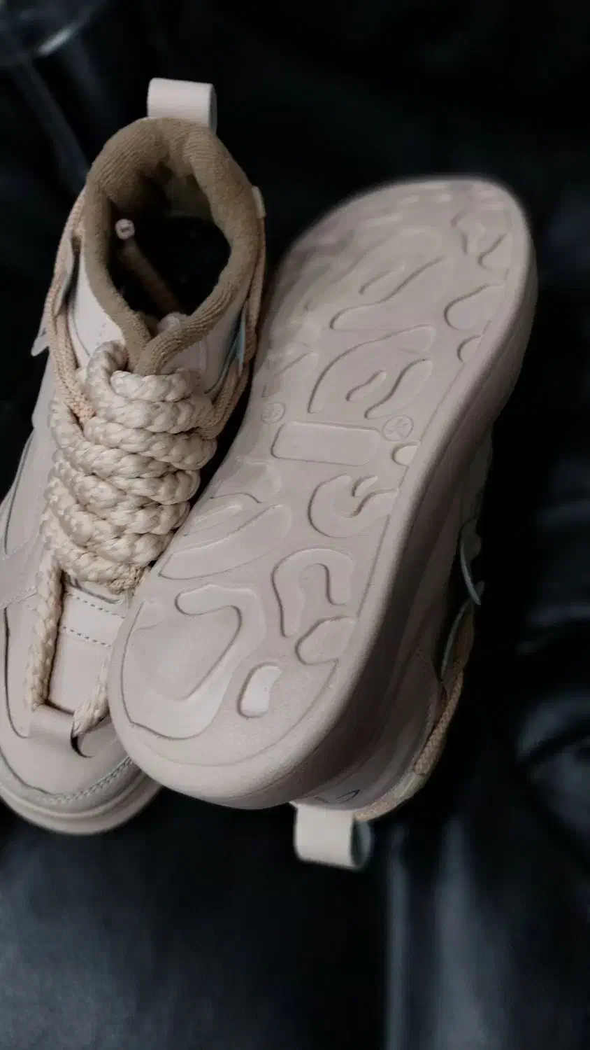 کتونی اسپرت رنگ کرم|کیف، کفش، کمربند|بابل, |دیوار