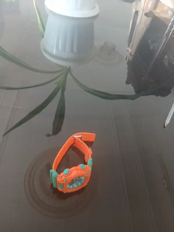 ساعت موچی|ساعت|تربت‌حیدریه, آسایش|دیوار