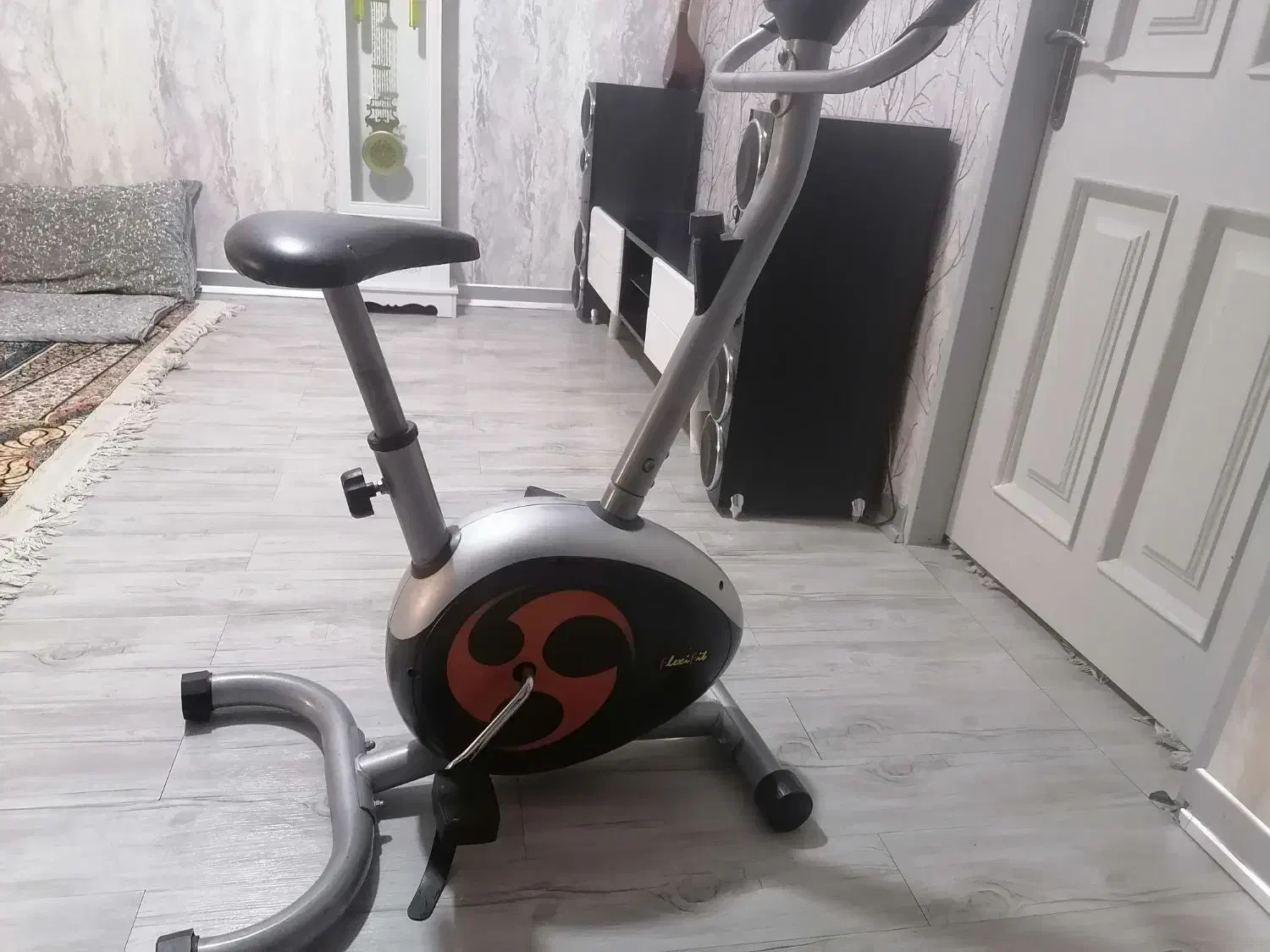 دوچرخه ثابت مغناطیسی|تجهیزات ورزشی|اصفهان, عمان سامانی|دیوار