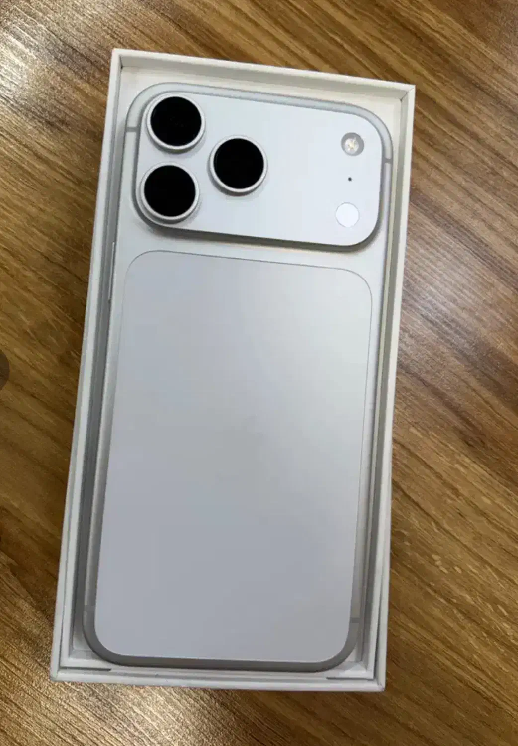 ایفون ۱۷پرومکس|موبایل|کرمانشاه, |دیوار