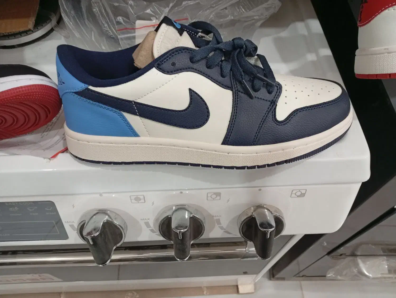 کتونی های برند جوردن مارک مستر..|کیف، کفش، کمربند|خرمآباد, |دیوار