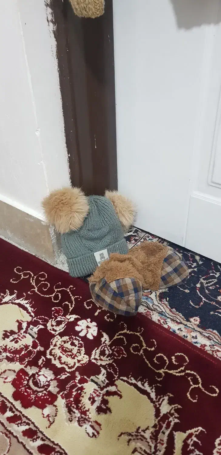 کابشن وکلاه وبافت بچگانه تا ۹ ماه|کفش و لباس بچه|نهاوند, |دیوار