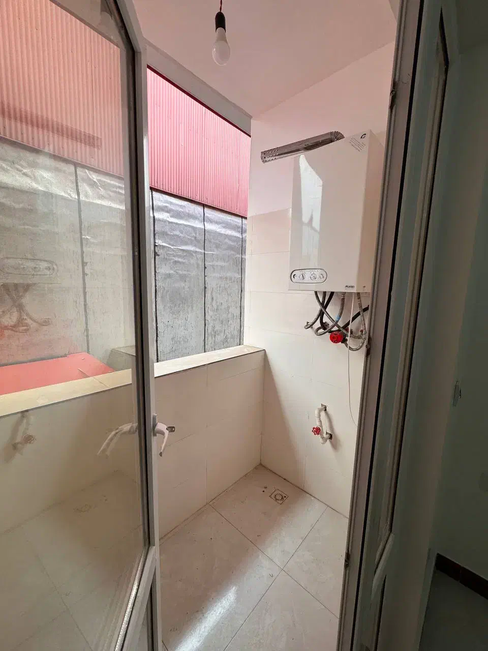 ۹۶ متر دو خواب نوساخت مستقل تک سقف جاده چمخاله|فروش آپارتمان|لنگرود, |دیوار