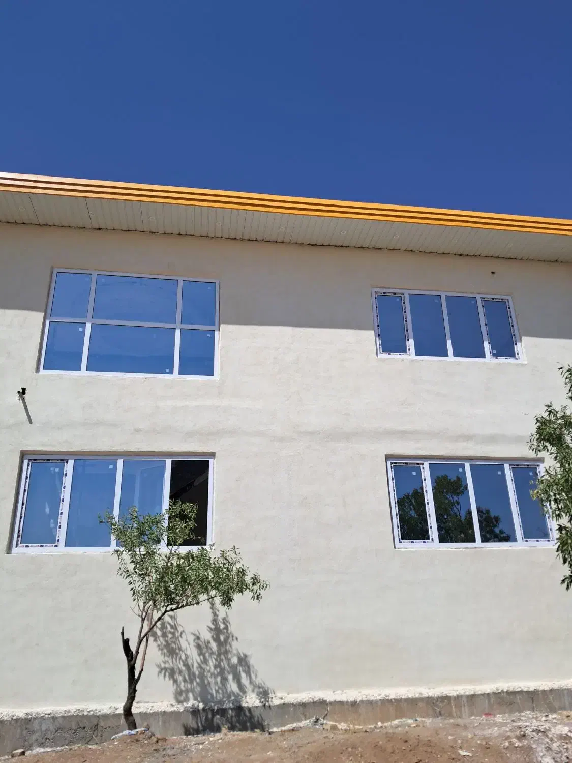 کارگاه درب و پنجره دوجداره Upvc|خدمات پیشه و مهارت|ساوه, |دیوار