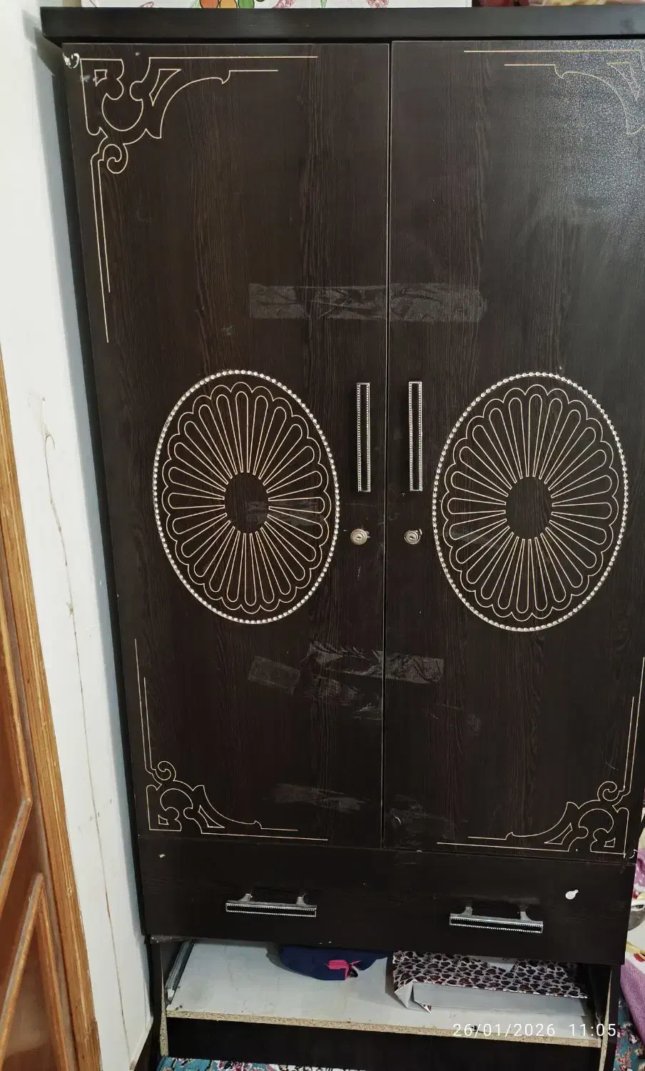 کمد|جاکفشی، کمد، دراور|بندر دیر, |دیوار