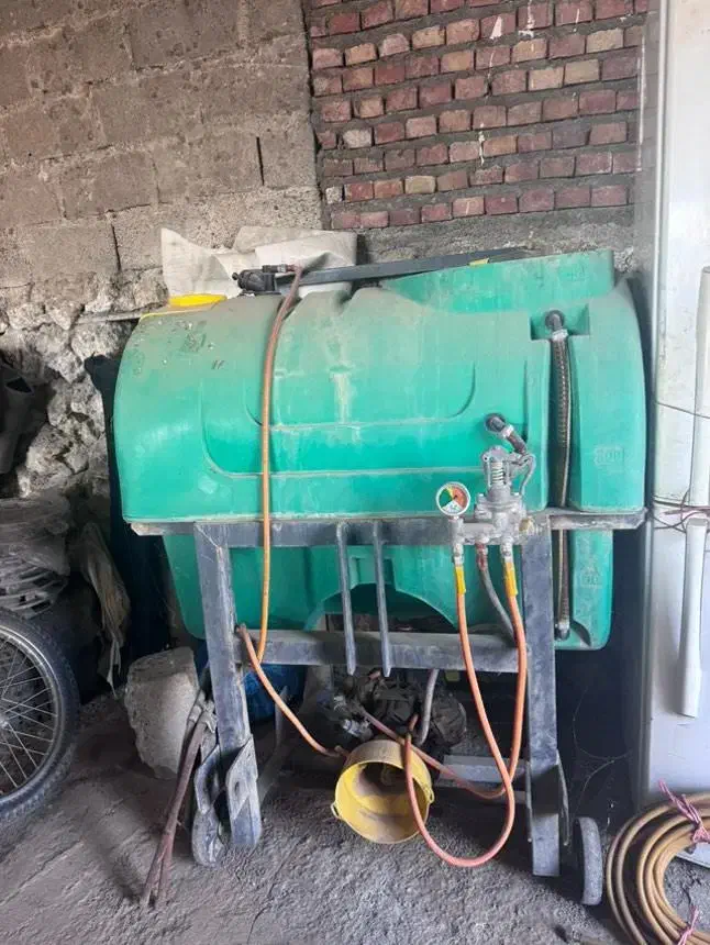 سم پاش ۶۰۰ لیتری|ماشینآلات صنعتی|بوکان, |دیوار