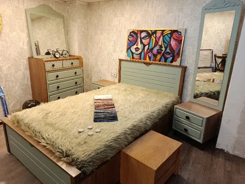 تخت خواب آرتمیس میزان کتیبه دار|تخت و سرویس خواب|اهواز, نادری|دیوار