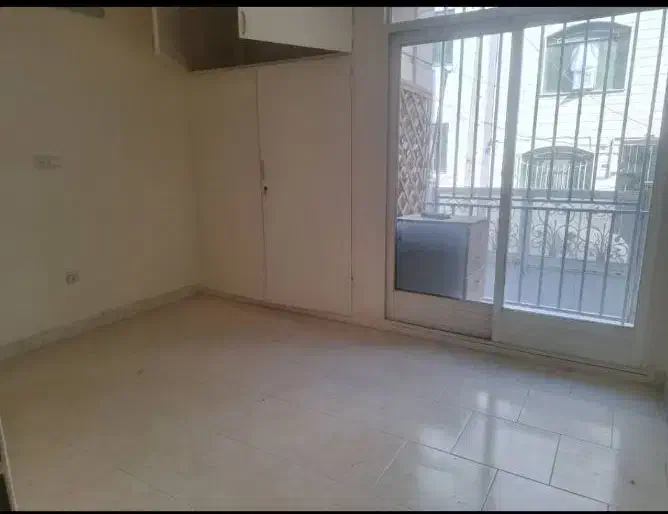 آپارتمان۶۵متر/پارکینگ دار/تخلیه/تکواحد/بلورسازی