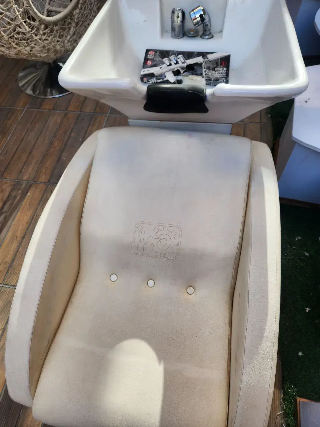 صندلی مبله سرشور|آرایشگاه و سالنهای زیبایی|کرمانشاه, |دیوار