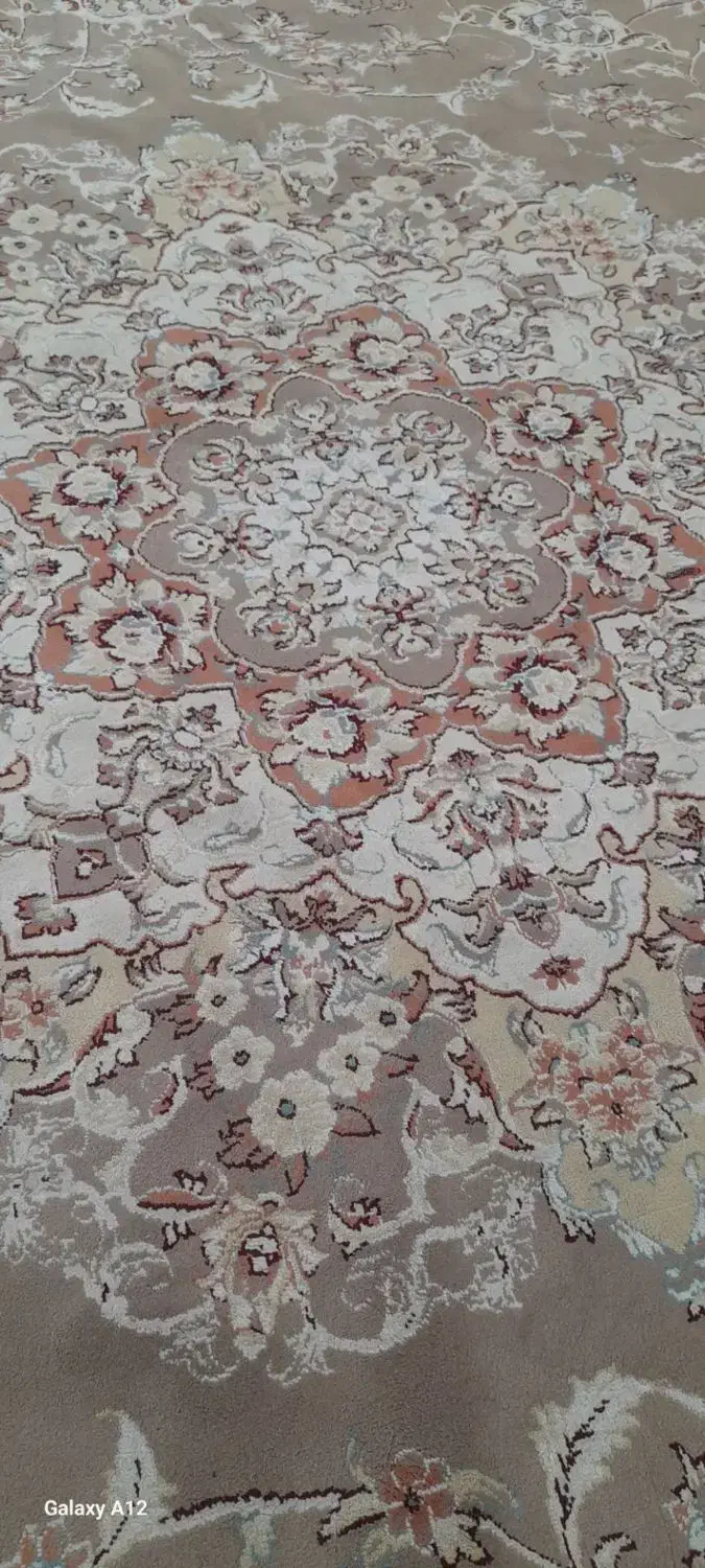 سه عدد فرش 12 متری شبیه هم|فرش|ملک‌آباد, |دیوار