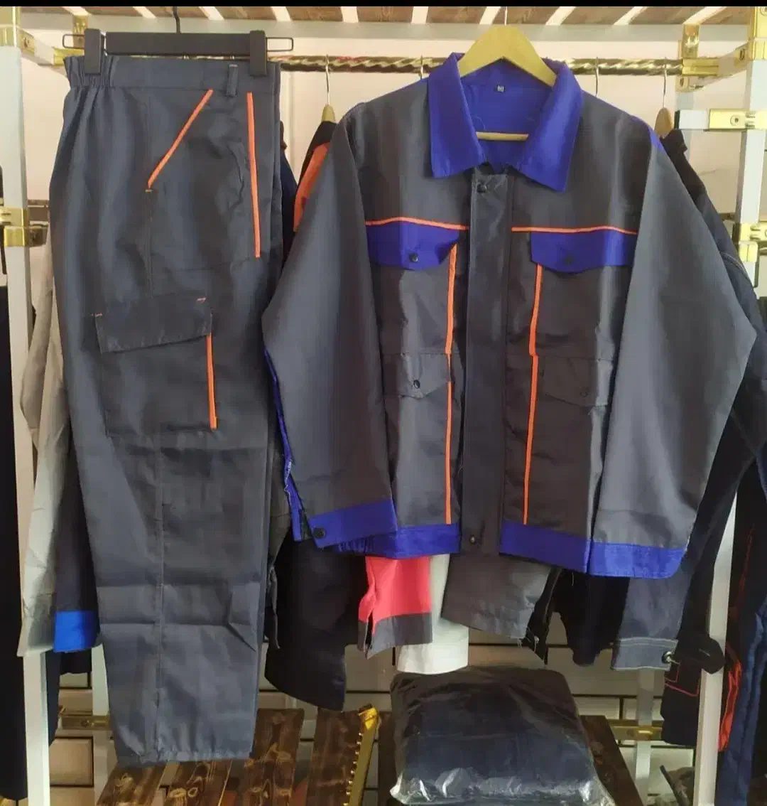 تولیدی وپخش لباس کار وتیشرت کار|لباس|کاشان, شهرک صنعتی کویر|دیوار