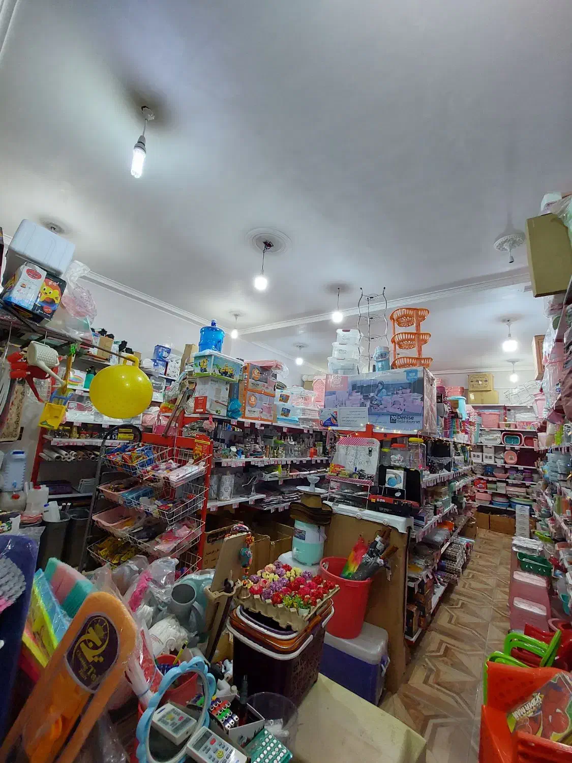 واگذاری کامل فروشگاه به دلیل مهاجرت|فروش مغازه و غرفه|کنارک, |دیوار