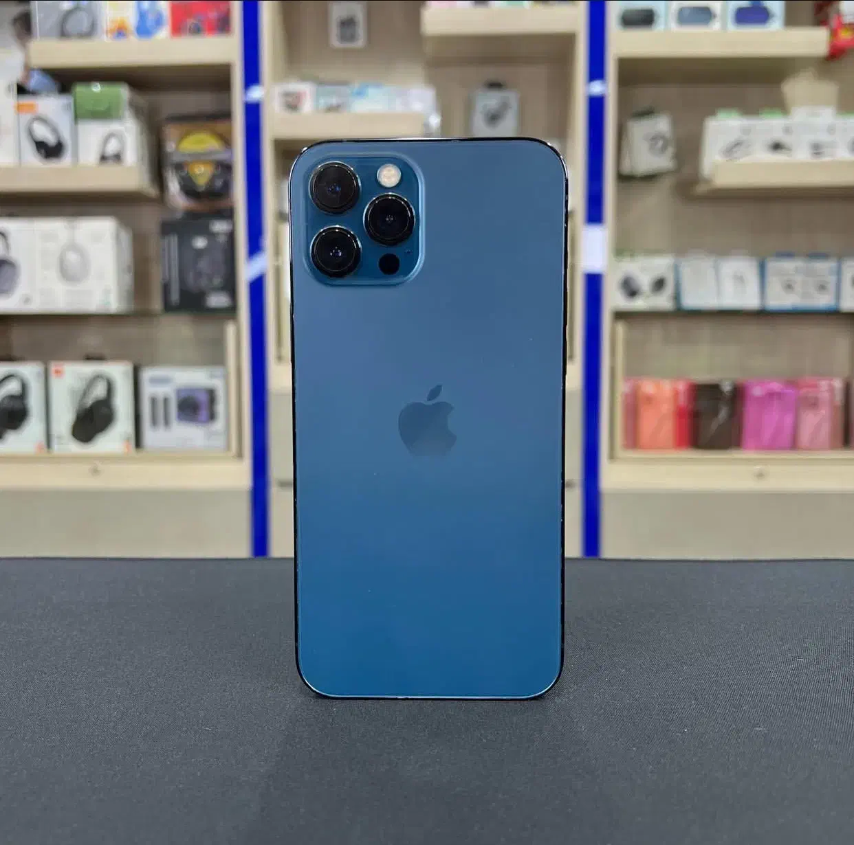 Iphone 12 promax باطری 92|موبایل|شیراز, فرهنگ شهر|دیوار