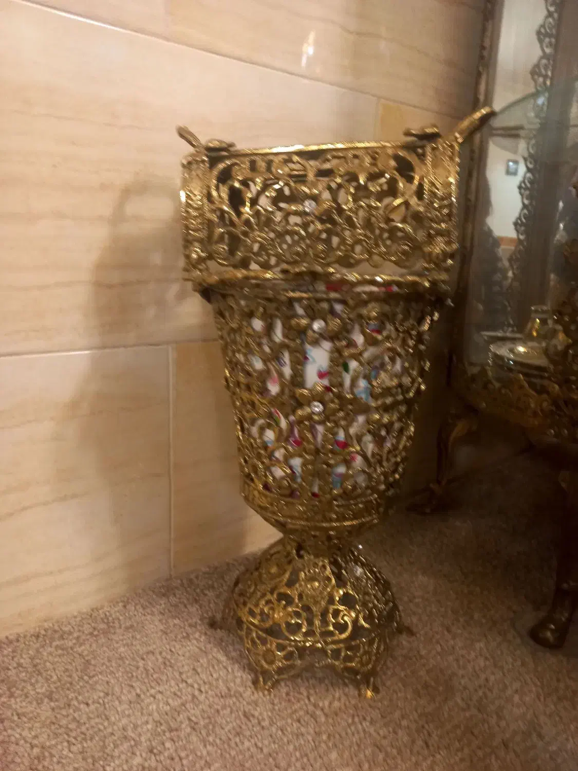 لوستر، جا دستمال کاغذی ،سطل زباله ،دوتا آباژور|لوستر و چراغ آویز|قرچک, شهرک طلائیه|دیوار