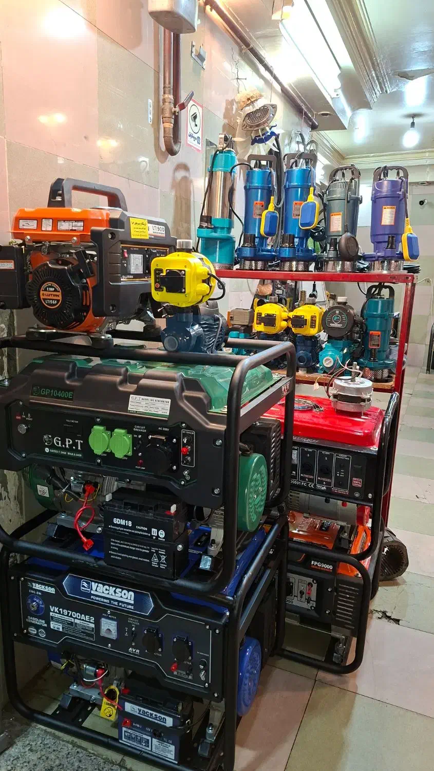 فروش موتور برق دنیز ۳۹۰۰ و پمپ ۳۹ واحدی|ماشینآلات صنعتی|بروجرد, |دیوار