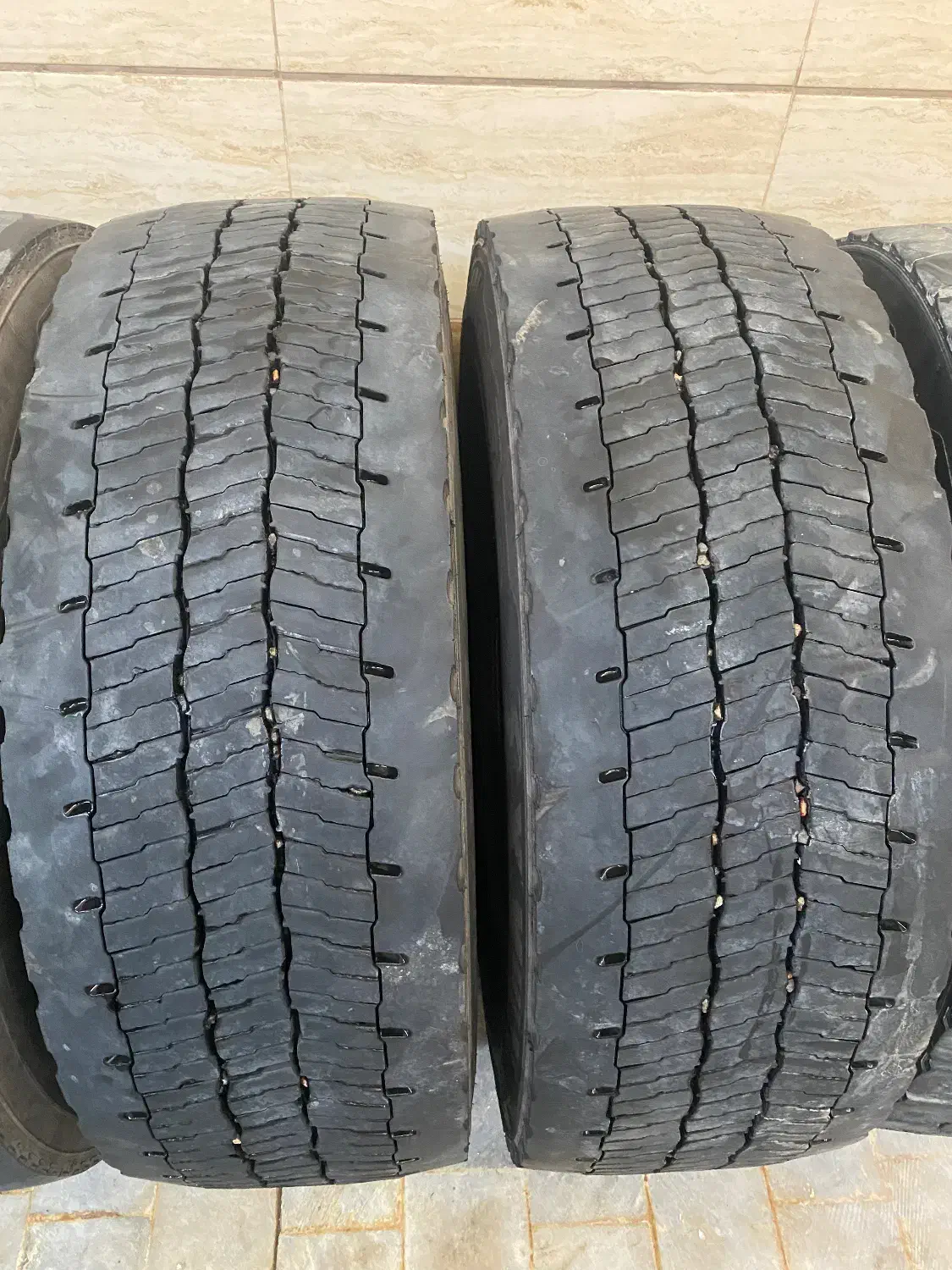 لاستیک 315|قطعات یدکی و لوازم جانبی|حبیب آباد, |دیوار