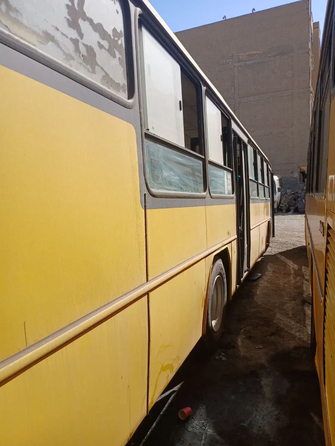 کمپرسور کولر اتوبوس|قطعات یدکی و لوازم جانبی|کرج, باغستان|دیوار