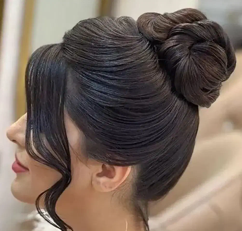 مدل شنیون و میکاپ|خدمات آرایشگری و زیبایی|نیشابور, کوی فرهنگیان|دیوار