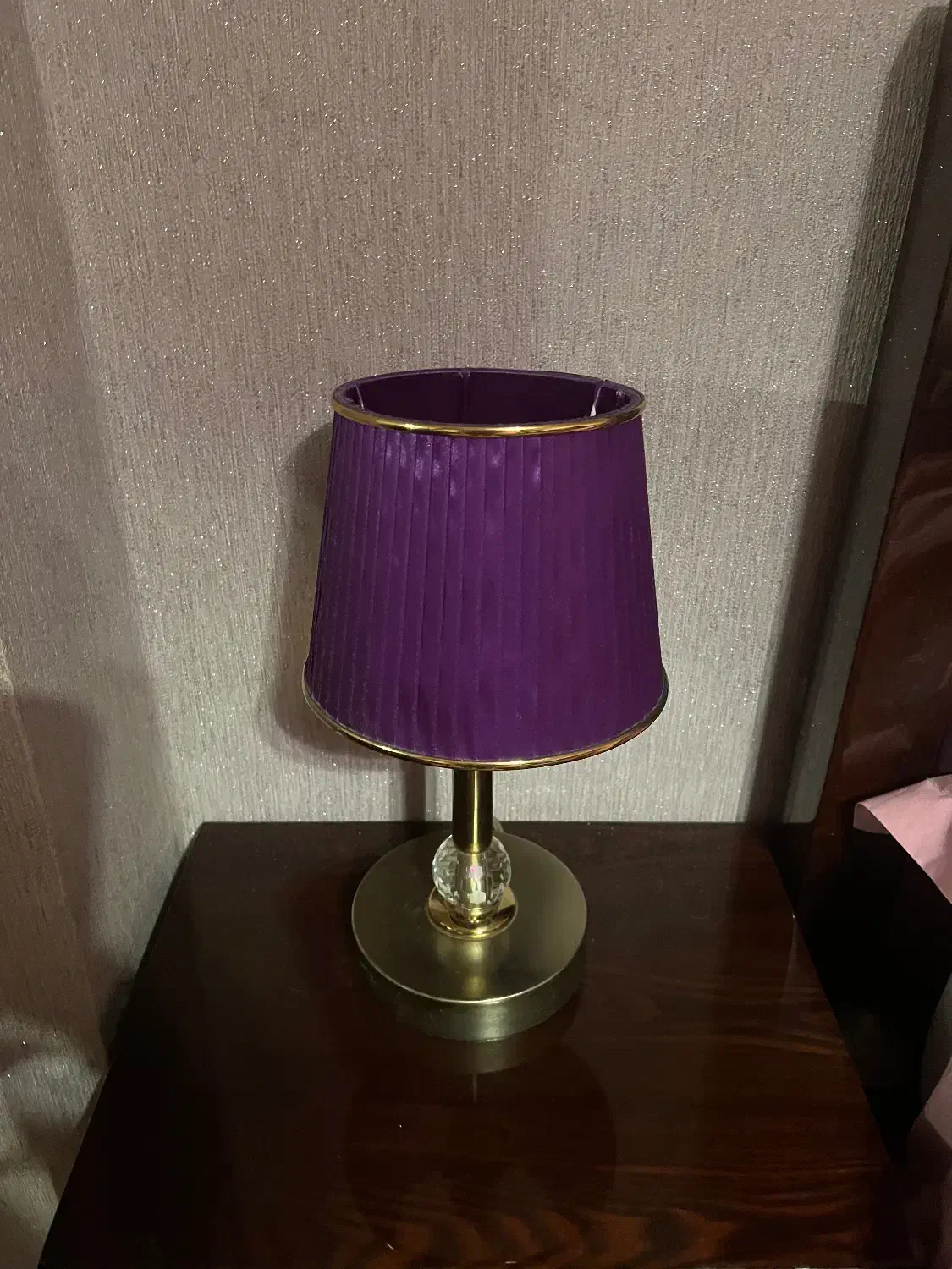 آباژور بنفش|چراغ خواب و آباژور|تهران, تهرانپارس غربی|دیوار