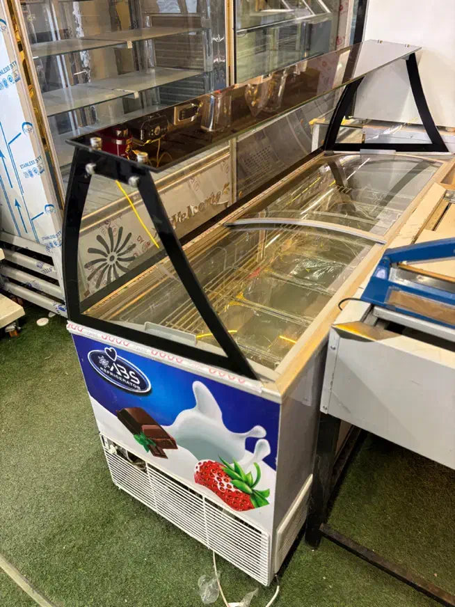 انواع فریزر های صنعتی|فروشگاه و مغازه|شیراز, چنچنه|دیوار