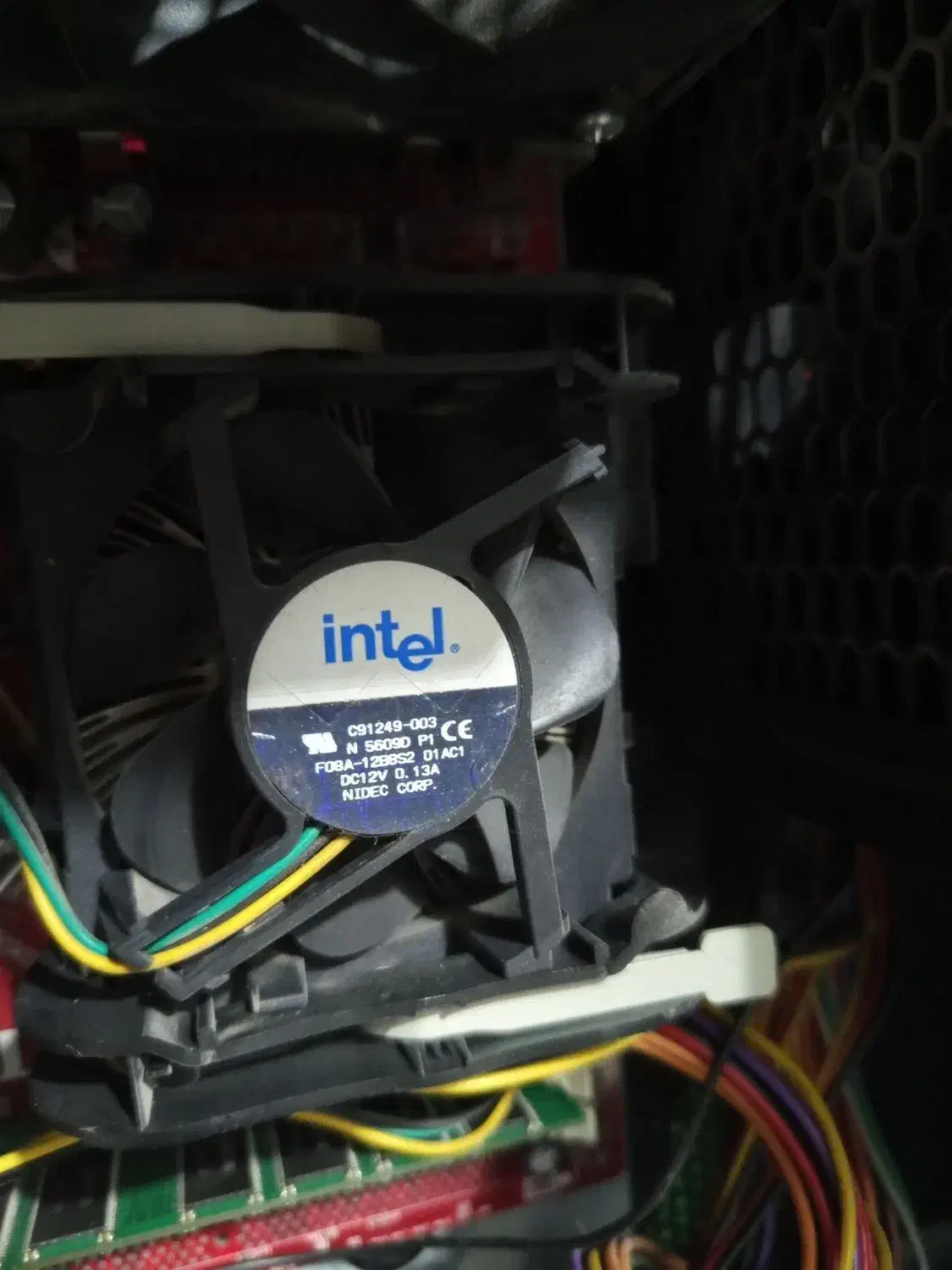 کیس و مانیتور کامپیوتر|رایانه رومیزی|گنبد کاووس, |دیوار