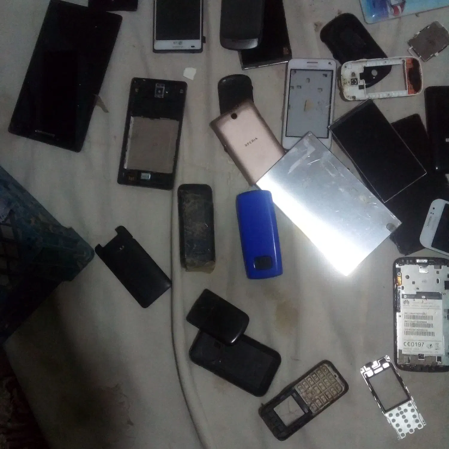 باسلام قاب وفرم لمسی ودکمه ای تاسه سال قبل|لوازم جانبی موبایل و تبلت|قوچان, |دیوار