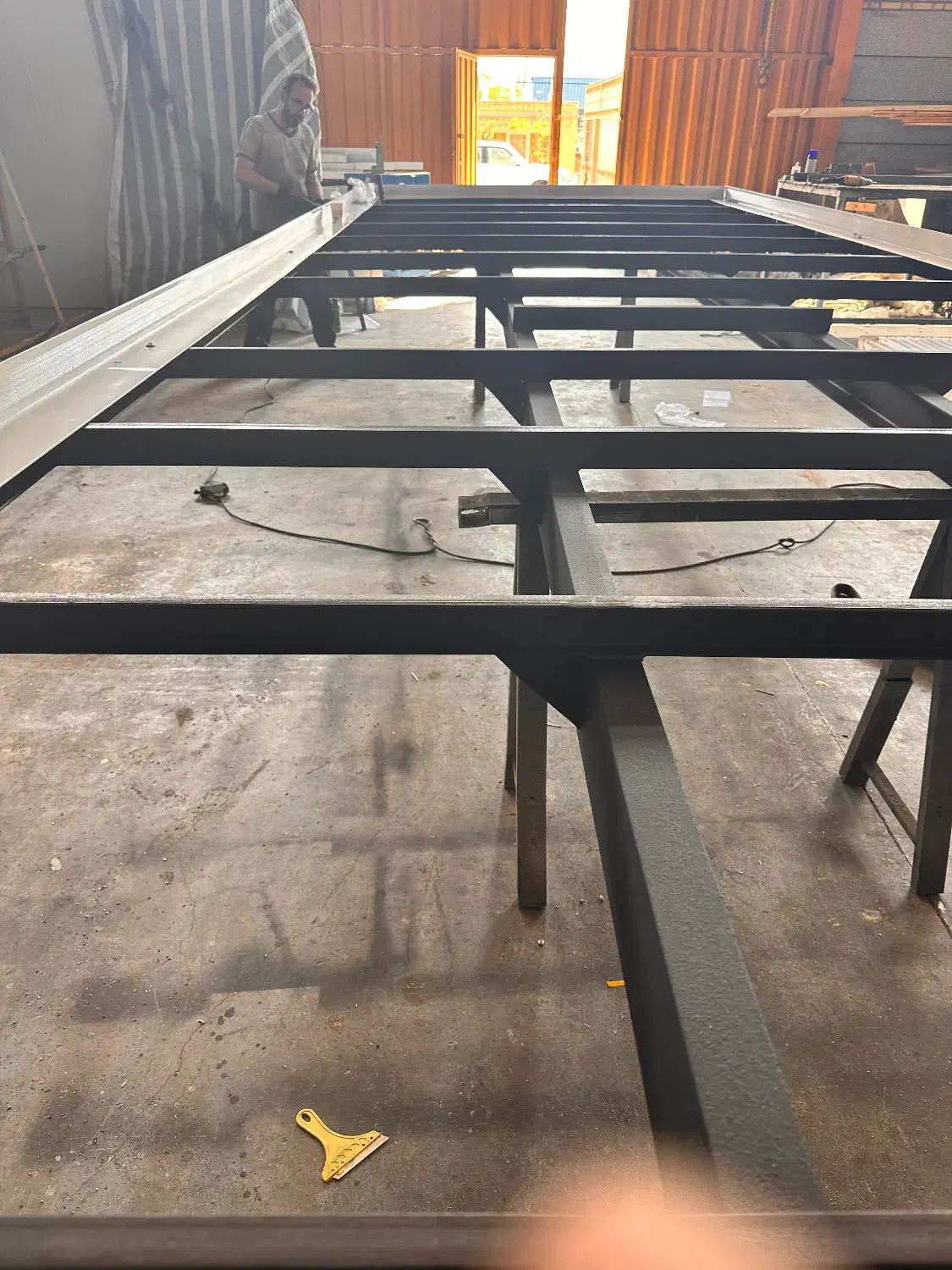 کارگر فنی وساده|استخدام صنعتی، فنی، مهندسی|رباطکریم, شهرک صنعتی پرند|دیوار