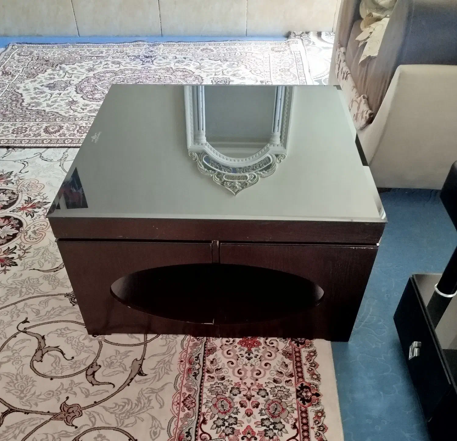 میز و گل میز|مبلمان خانگی و میز عسلی|شیراز, صاحب الزمان|دیوار