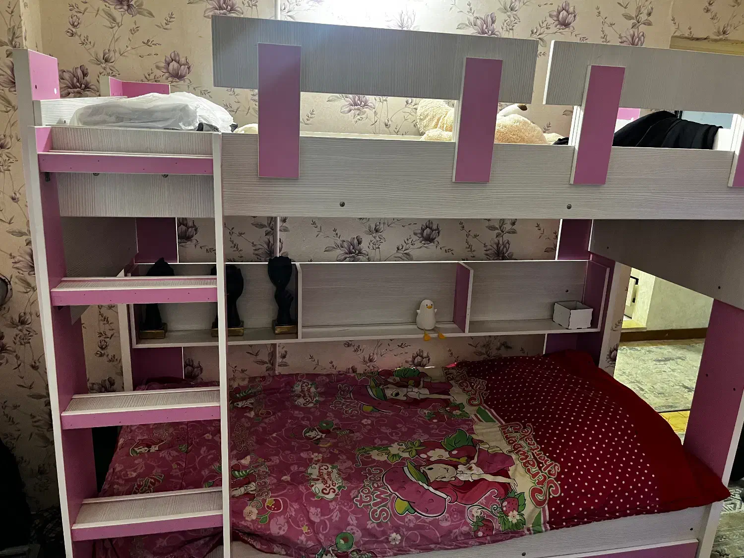 تخت دو طبقه|تخت و سرویس خواب|قم, زنبیل آباد|دیوار