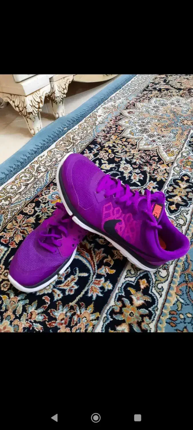 کتونی برند نایک اورجینال|کیف، کفش، کمربند|جاجرود, |دیوار