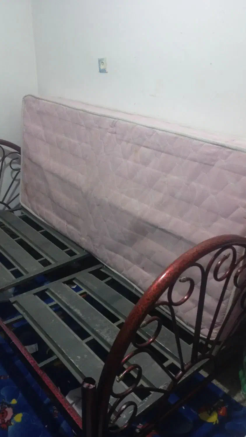 تخت خواب فلزی|تخت و سرویس خواب|کلاله, |دیوار