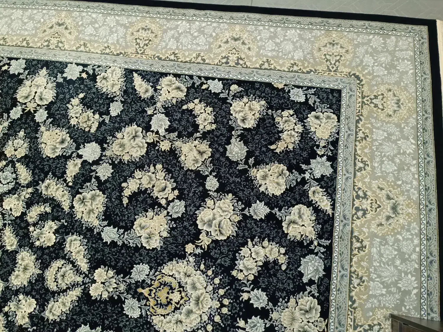 یک عدد فرش|فرش|کوهدشت, |دیوار