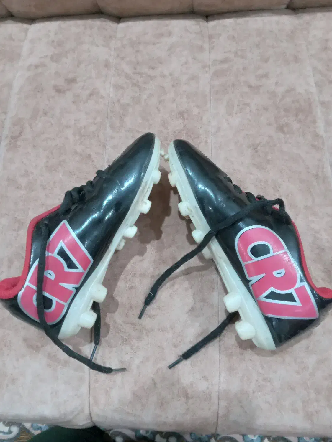 کتونی فوتبال|تجهیزات ورزشی|تولم شهر, |دیوار