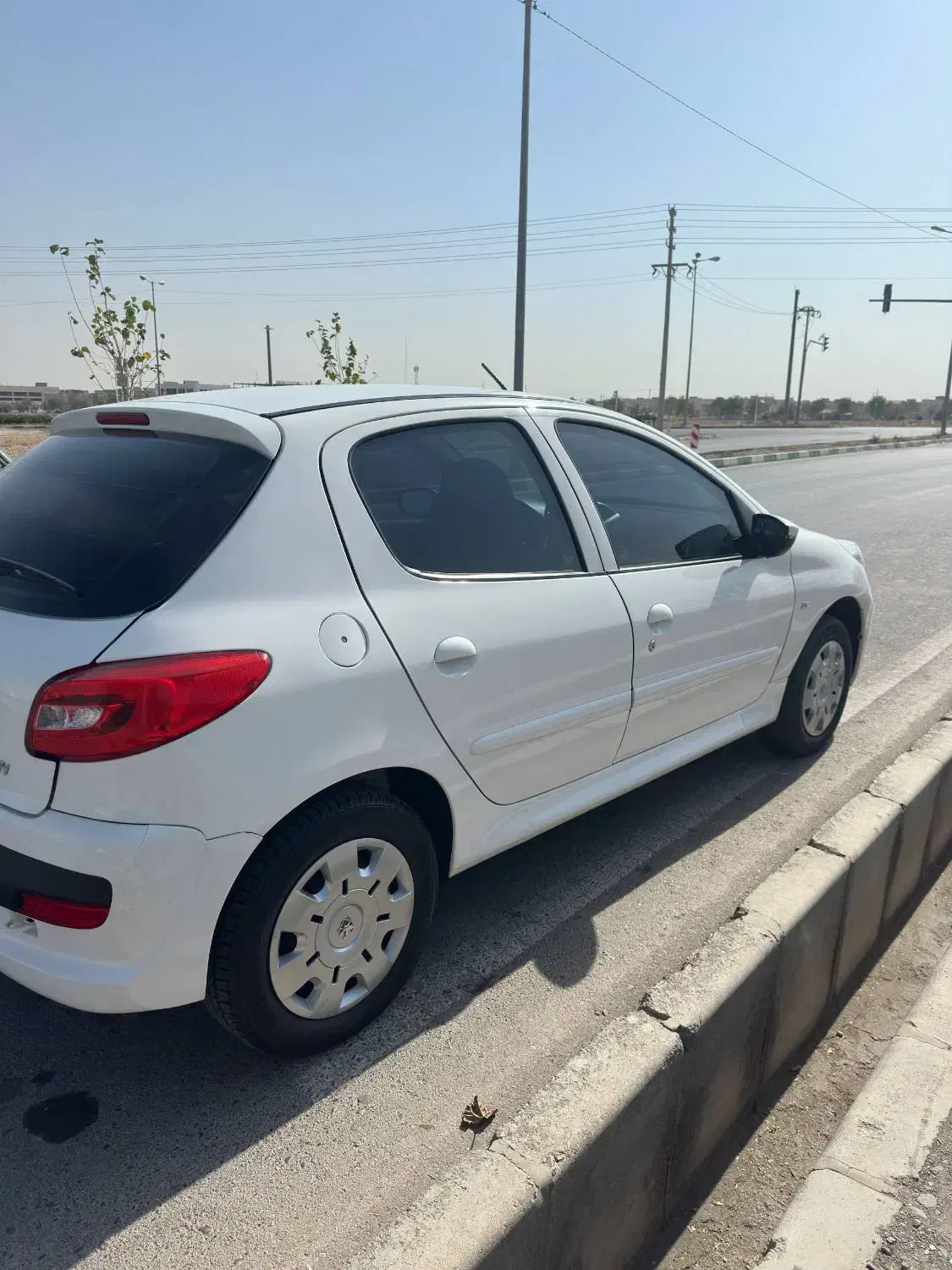 207مدل 1402|خودرو سواری و وانت|مشهد, امام خمینی|دیوار