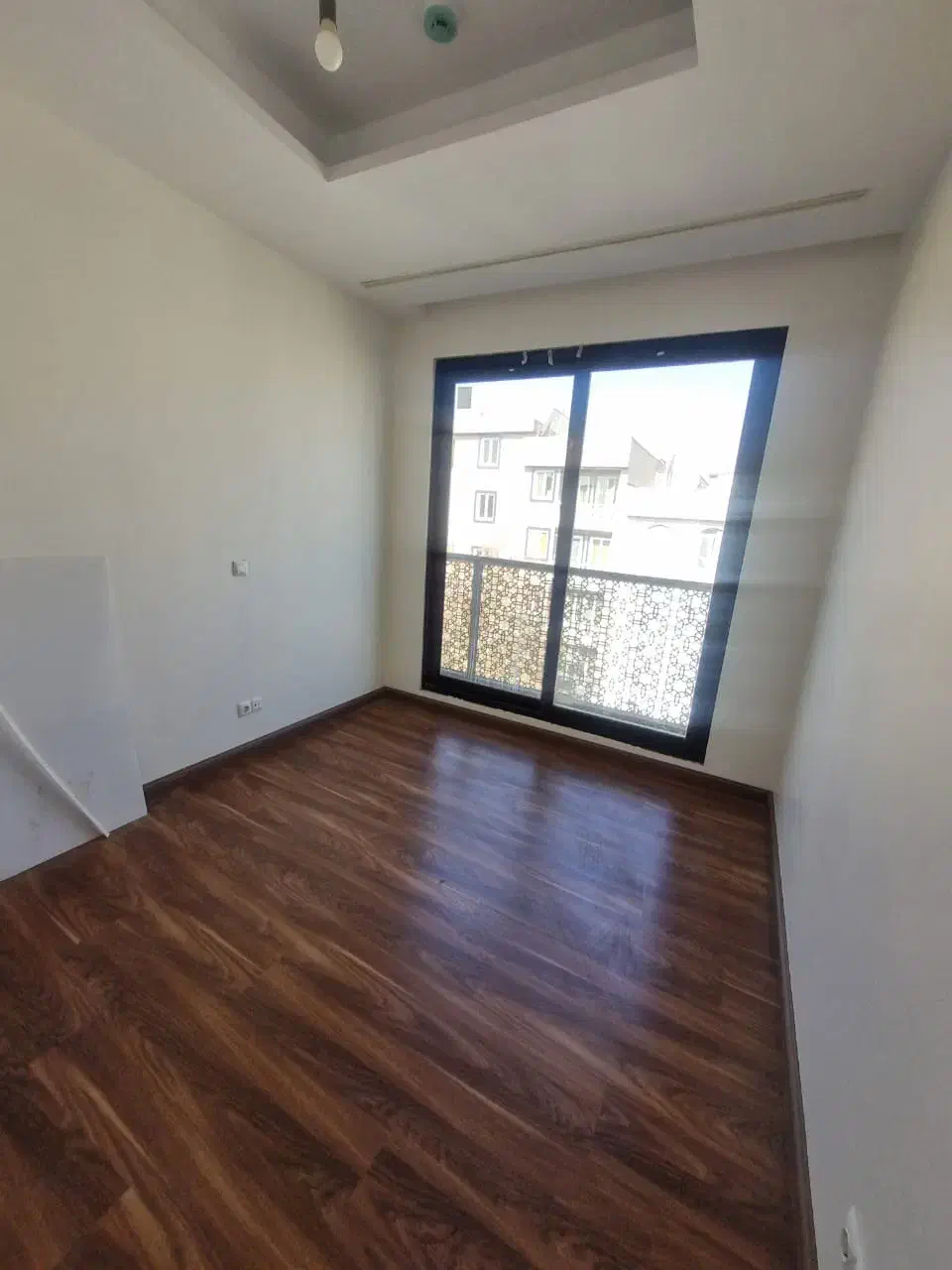 ۹۵ متر /دوخواب /کلید نخورده /فول امکانات