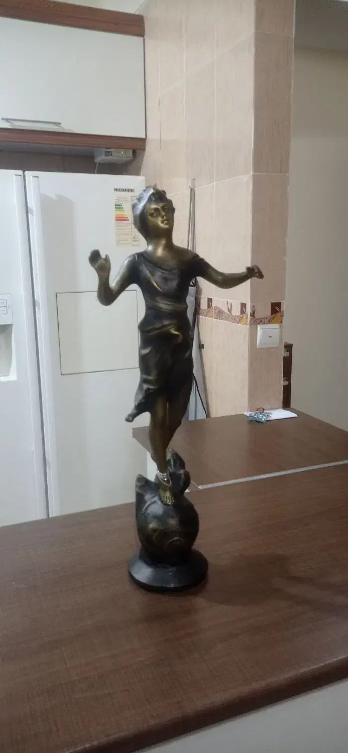 مجسمه قلع و سرب|مجسمه، تندیس، ماکت|کرج, ساماندهی|دیوار