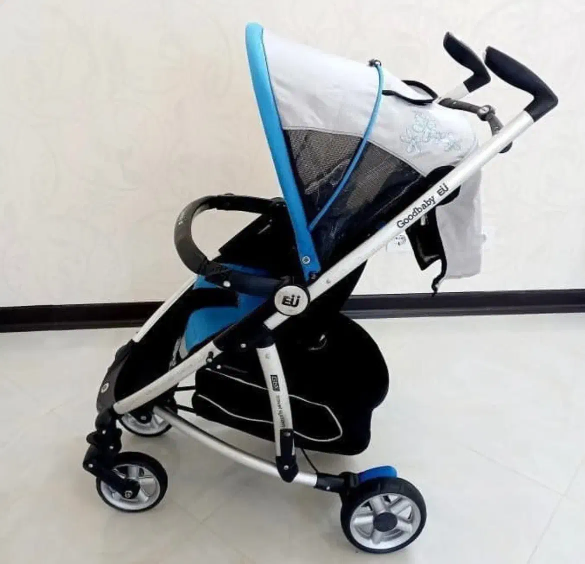 کالسکه وکریر مسافرتی وشهری گودبیبی امریکا درحدنو|کالسکه و لوازم جانبی|مشهد, جانباز|دیوار