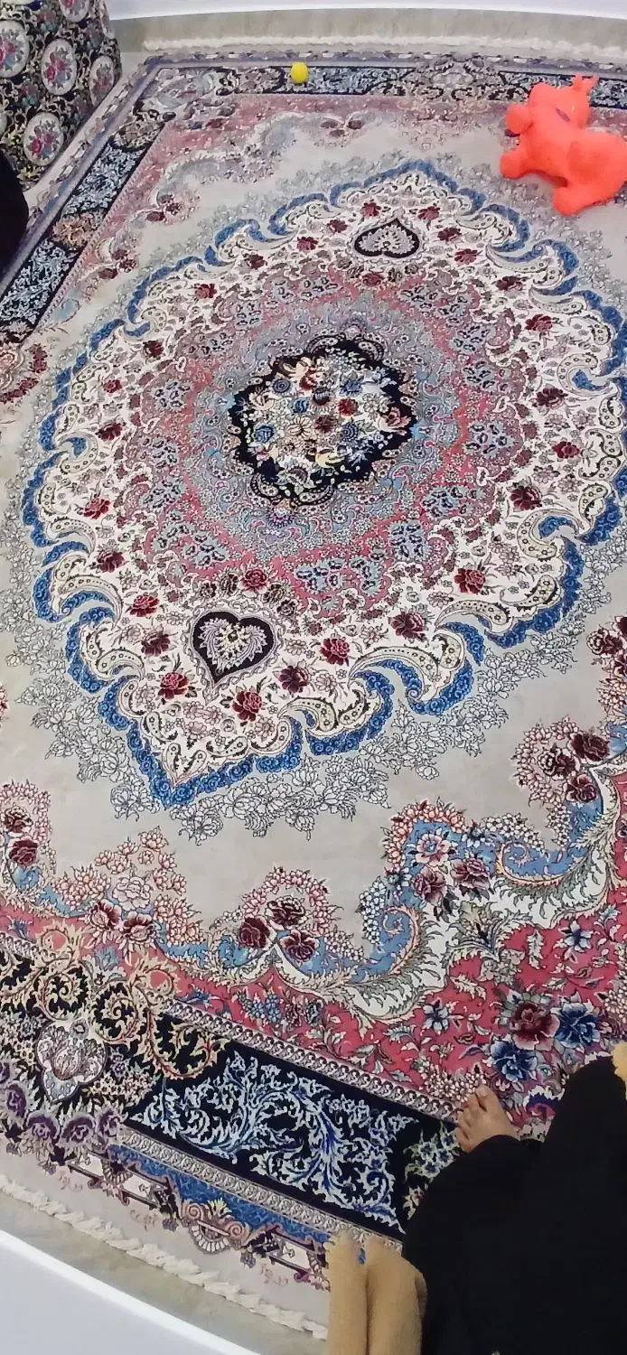 ۳تافرش۱۲ متری  و۴تاپرده که یکیش زبراه هستش|فرش|فاضل آباد, |دیوار